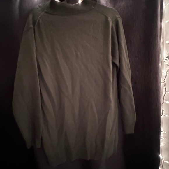 Wilfred Olive V Neck - Size XXS - Picture 3 of 3